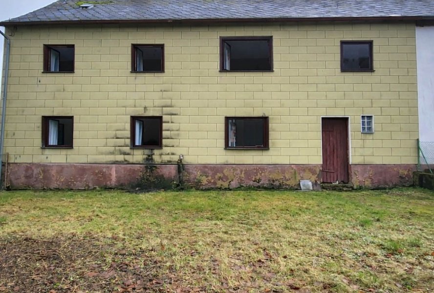 Rückansicht mit Garten