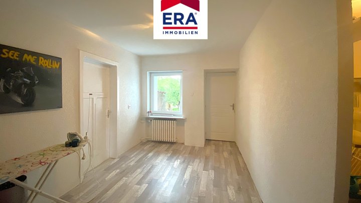 OHNE VERMITTLUNGSGEBÜHREN ! FREISTEHENDES EINFAMILIENHAUS, RUHIGE LAGE, IN RÉMERING/FR, NÄHE SLS