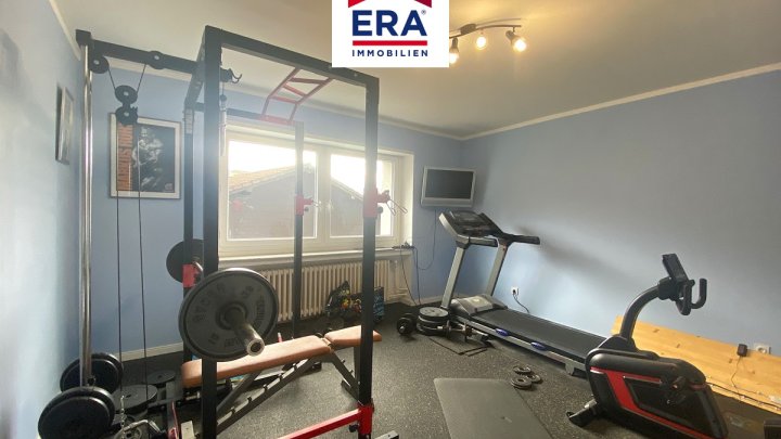 OHNE VERMITTLUNGSGEBÜHREN ! FREISTEHENDES EINFAMILIENHAUS, RUHIGE LAGE, IN RÉMERING/FR, NÄHE SLS