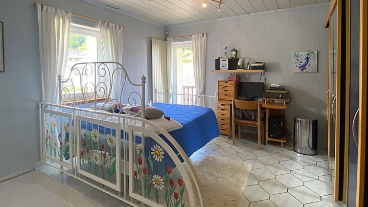 KEINE VERMITTLUNGSGEBÜHREN! EIN-, BIS ZWEIFAMILIENHAUS MIT BAULAND, FREISTEHEND IN DALEM/FR, NÄHE SLS