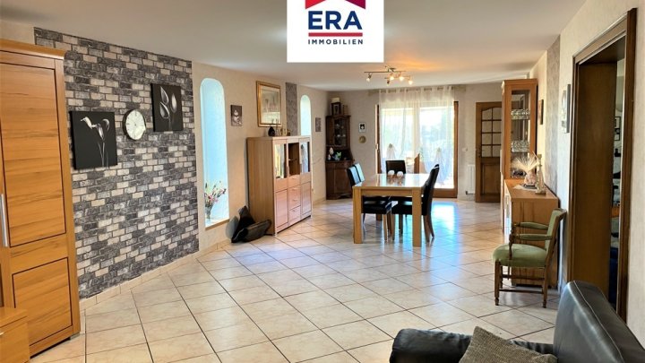 ZWEIFAMILIENHAUS MIT PFERDEHALTUNG-GAUBIVING/FR NÄHE SAARBRÜCKEN