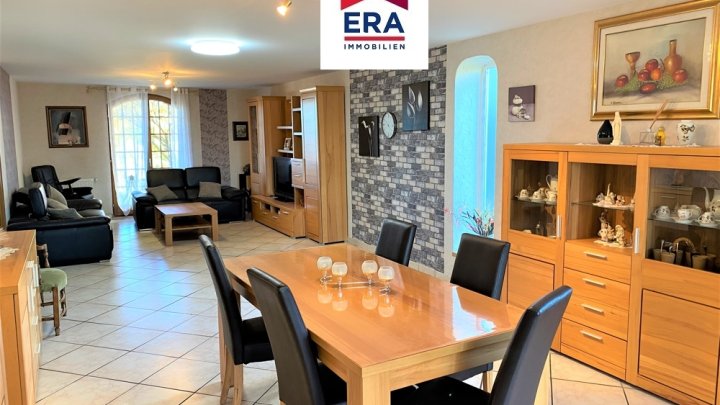 ZWEIFAMILIENHAUS MIT PFERDEHALTUNG-GAUBIVING/FR NÄHE SAARBRÜCKEN