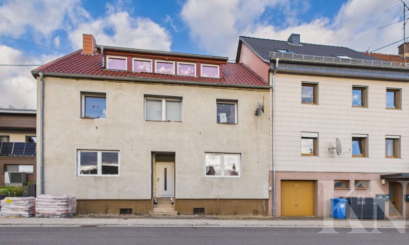 8,79 % Rendite, Solides 4-Familienhaus in Oberthal