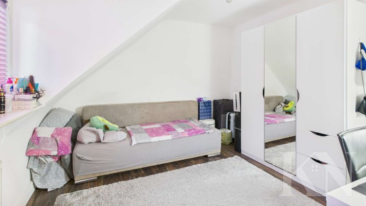 8,79 % Rendite, Solides 4-Familienhaus in Oberthal