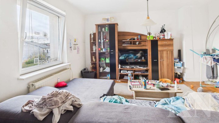 8,79 % Rendite, Solides 4-Familienhaus in Oberthal