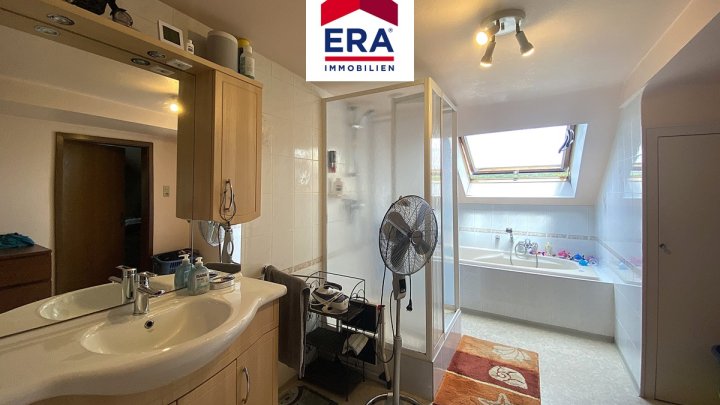 OHNE VERMITTLUNGSGEBÜHREN ! EINSEITIG ANGEBAUTES EINFAMILIENHAUS IN PETITE-ROSSELLE/FR, NÄHE SB