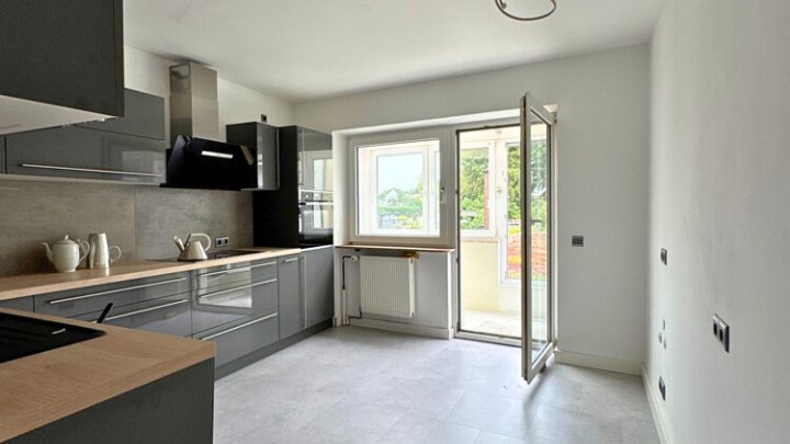 Wohn- und Geschäftshaus, 410m² Gesamtfläche in ruhiger Seitenstraße von Saarbrücken-West