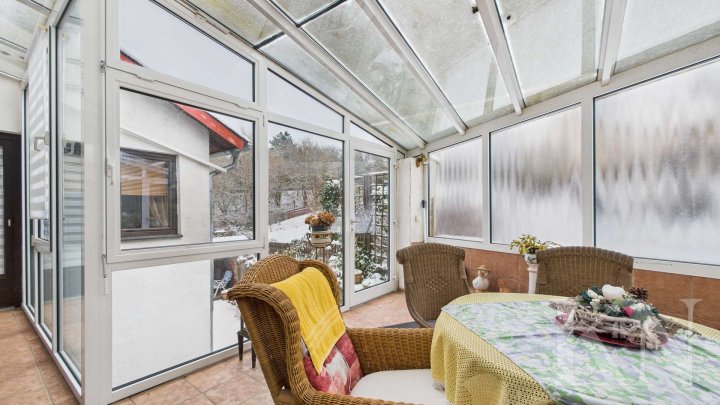 Ein-Zweifamilienhaus mit Einliegerwohnung