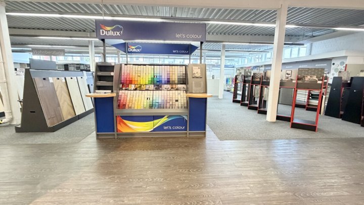 Großflächige Gewerbeimmobilie mit Entwicklungspotenzial -ehemaliger Fachmarkt auf 4.255 m² Grundstück