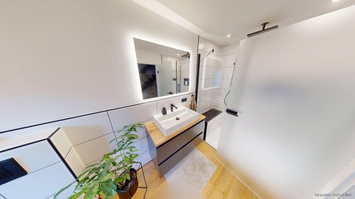 Kleines teilsaniertes Einfamilienhaus oder Kapitalanlage  in ruhiger zentraler Lage mit Garten