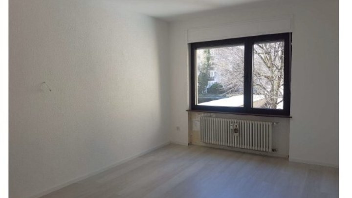 Voll vermietetes 5-Parteien-MFH, sehr zentral nahe Hauptbahnhof