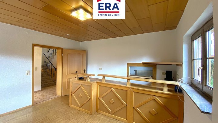 KEINE VERMITTLUNGSGEBÜHREN - EINFAMILIENHAUS AM SEE IN HOLVING/FR, HIRBACHER WEIHER