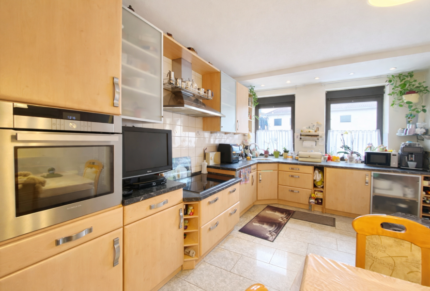 6F6D769E-FC5B-4528-AC95-AEFE8D1D1D60