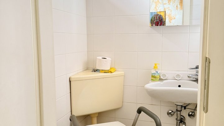 Doppelhaushälfte in Bestlage von Saarlouis mit Doppelgarage und schönem Grundstück zu verkaufen