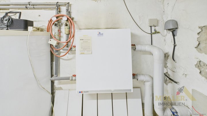 Schickes Einfamilienhaus mit 6 ZKB und Garten zu verkaufen