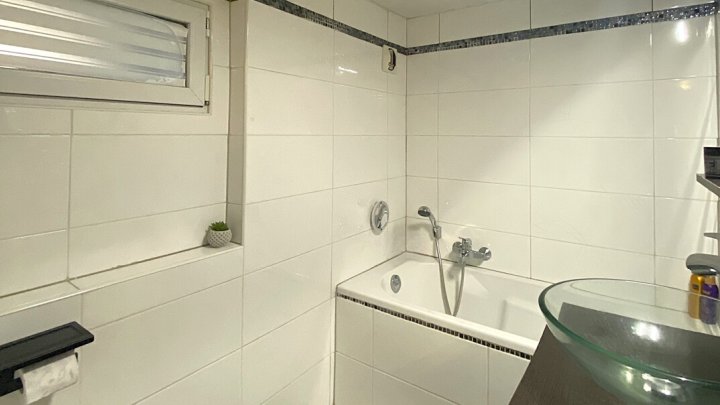 OHNE VERMITTLUNGSGEBÜHREN - EINFAMILIENHAUS, SACKGASSE IN PETITE-ROSSELLE/FR, NÄHE GROSSROSSELN