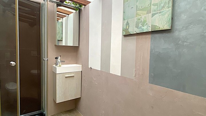 KEINE VERMITTLUNGSGEBÜHREN - BUNGALOW MIT POOL, RUHIGE LAGE, FORBACH/FR, NÄHE SAARBRÜCKEN