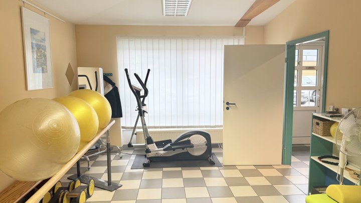 Attraktive Gewerbeeinheit in zentraler Lage von Siersburg zu vermieten