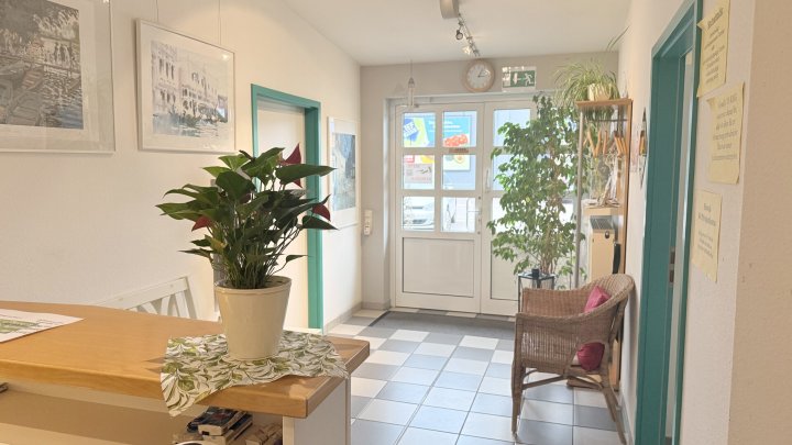 Attraktive Gewerbeeinheit in zentraler Lage von Siersburg zu vermieten