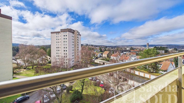 Helle 4ZKB Wohnung in Dudweiler mit Südwest-Loggia, Garage und Weitblick - bezugsbereit