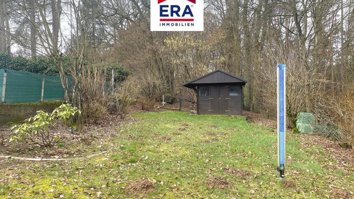 EINFAMILIENHAUS MIT POOL UND EINLIEGERWOHNUNG, RUHIGE LAGE IN GROSSROSSELN/EMMERSWEILER