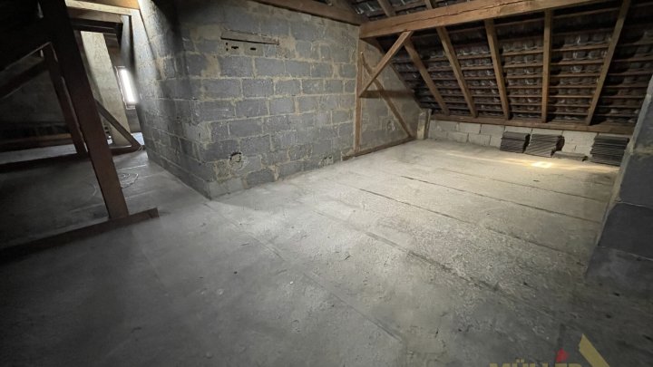 Ein- bis Zweifamilienhaus mit Garten in ruhiger Wohnlage sucht neue Bewohner