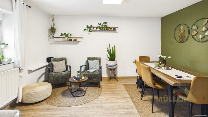 Gepflegtes Reihenmittelhaus in Schmelz mit Garten