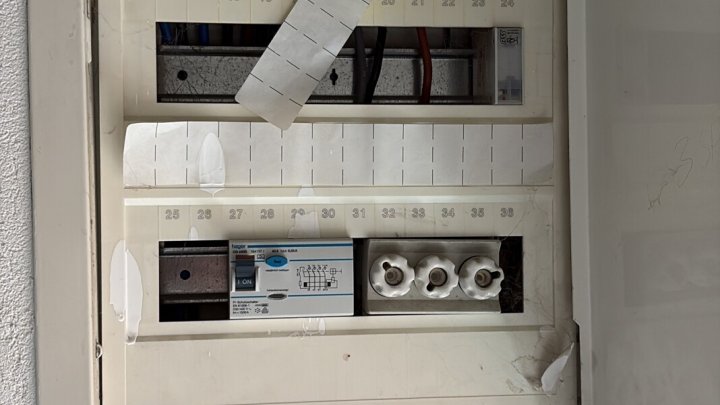 Gepflegtes Reihenmittelhaus in Schmelz mit Garten