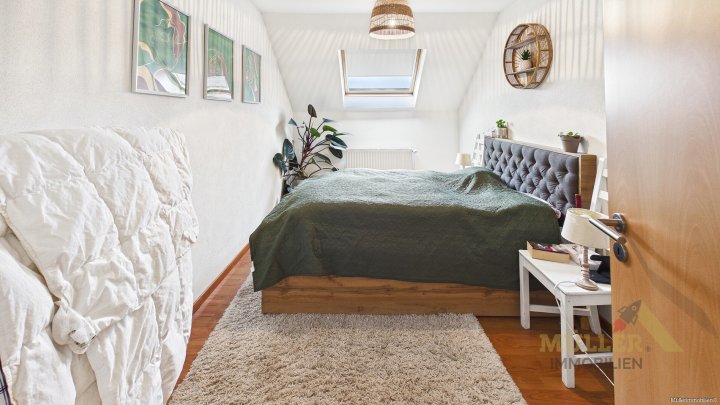 Gepflegtes Reihenmittelhaus in Schmelz mit Garten