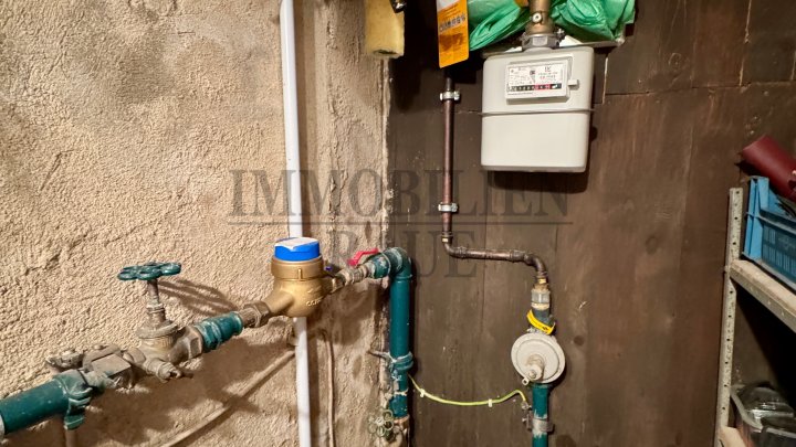 CHARMANTES, GEPFLEGTES EINFAMILIENHAUS MIT CARPORT IN DUDWEILER