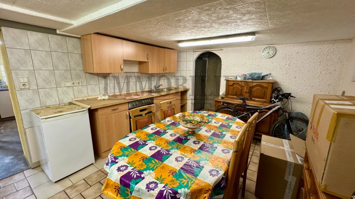 CHARMANTES, GEPFLEGTES EINFAMILIENHAUS MIT CARPORT IN DUDWEILER