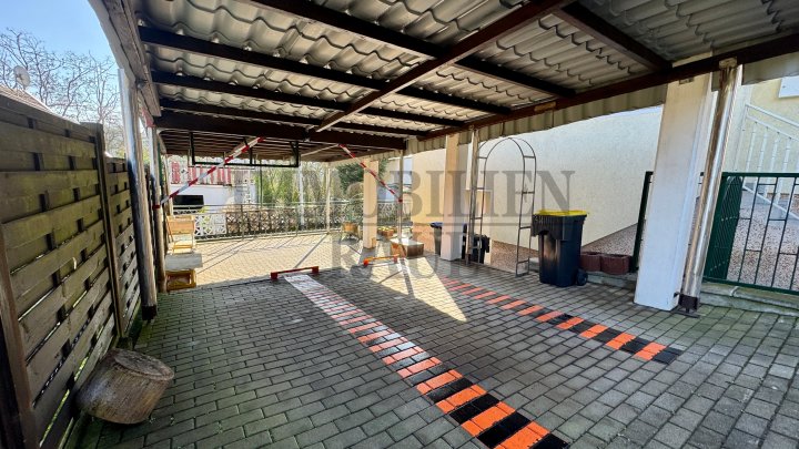 CHARMANTES, GEPFLEGTES EINFAMILIENHAUS MIT CARPORT IN DUDWEILER