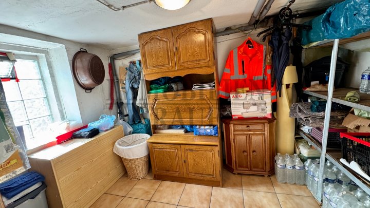 CHARMANTES, GEPFLEGTES EINFAMILIENHAUS MIT CARPORT IN DUDWEILER