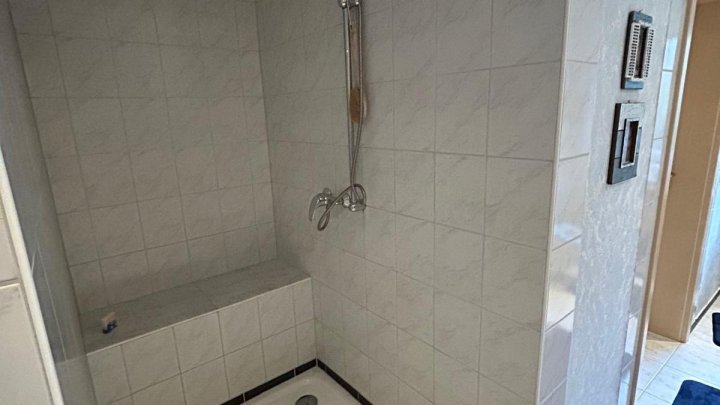 Großzügiges 1 Familienhaus und großem Grundstück in sehr ruhiger Lage von Schiffweiler