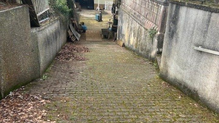 Ihr neues Zuhause: Großzügiges Familienhaus mit traumhaftem Garten