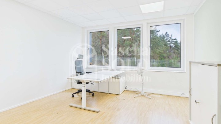 Repräsentative & moderne Gewerberäume auf 1.189 m² mit Glasfaser, Meetingräumen & Stellplätzen