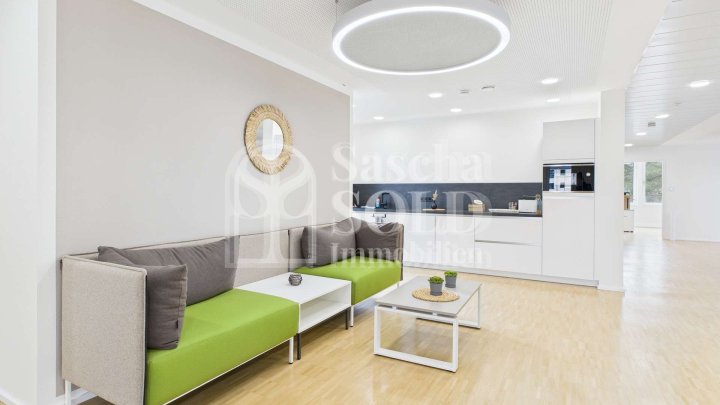Repräsentative & moderne Gewerberäume auf 1.189 m² mit Glasfaser, Meetingräumen & Stellplätzen