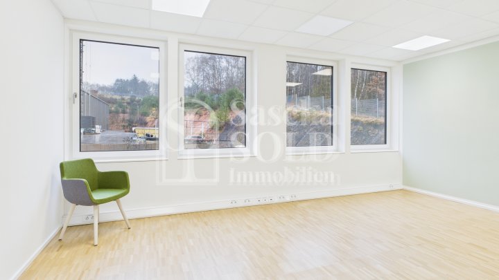 Repräsentative & moderne Gewerberäume auf 1.189 m² mit Glasfaser, Meetingräumen & Stellplätzen