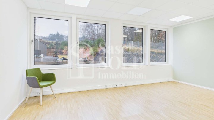 Repräsentative & moderne Gewerberäume auf 1.189 m² mit Glasfaser, Meetingräumen & Stellplätzen