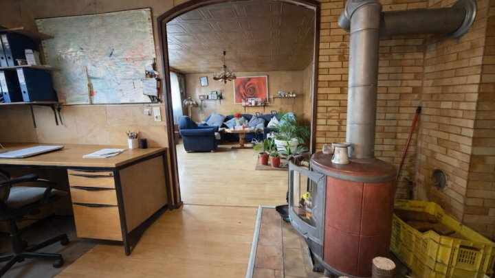 Bungalow-Doppelhaushälfte mit ca. 200 m² Wohnfläche auf einer Ebene