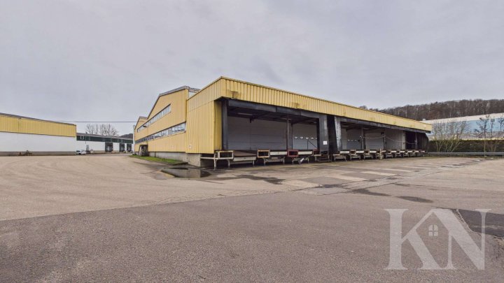 Logistik- und Gewerbefläche mit 14 Überladebrücken – flexibel teilbar
