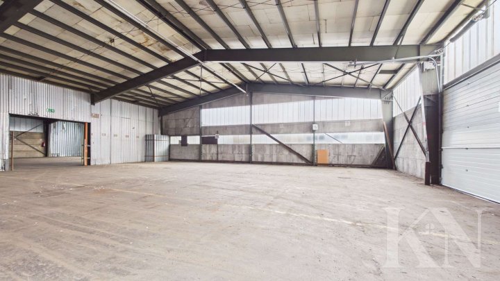 Logistik- und Gewerbefläche mit 14 Überladebrücken – flexibel teilbar