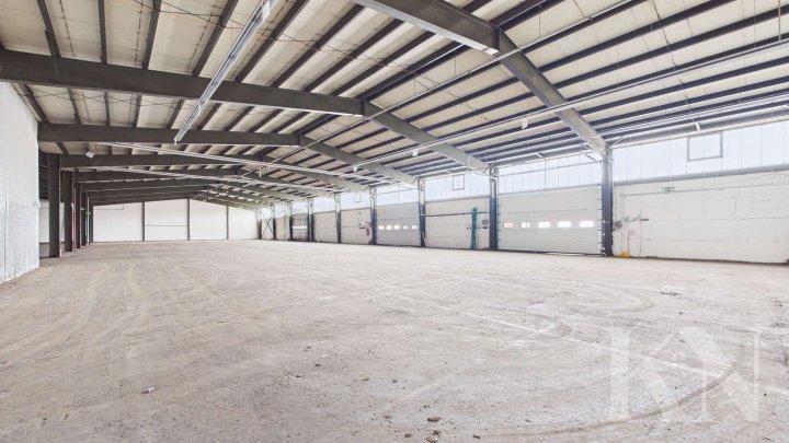 Logistik- und Gewerbefläche mit 14 Überladebrücken – flexibel teilbar
