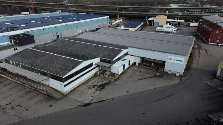 Logistik- und Gewerbefläche mit 14 Überladebrücken – flexibel teilbar