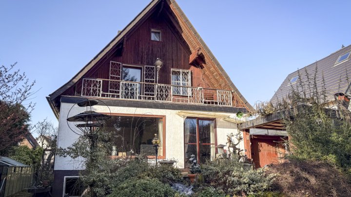 Ihr neues gemütliches Zuhause mit traumhafter Lage und Grundstück in verkehrsberuhigtem Bereich