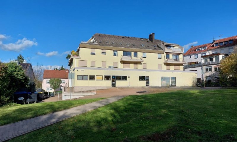 Gepflegte 3 ZKB-ETW mit Balkon & Aufzug in Riegelsberg!