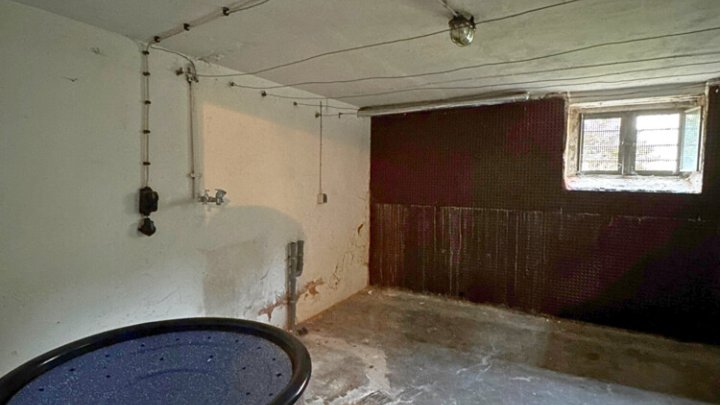 2-3 Familienhaus mit Bauplatz in guter Lage von Fechingen