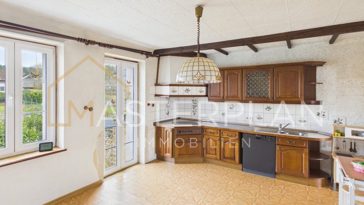 Renovierungsbedürftiges EFH in ruhiger Lage von Schwalbach