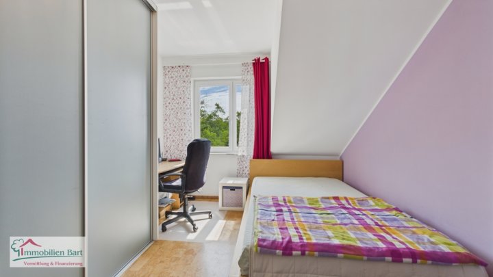 ALTERSGERECHTES WOHNEN! PENTHOUSE MIT GARAGE, WEITBLICK UND KOMFORT!