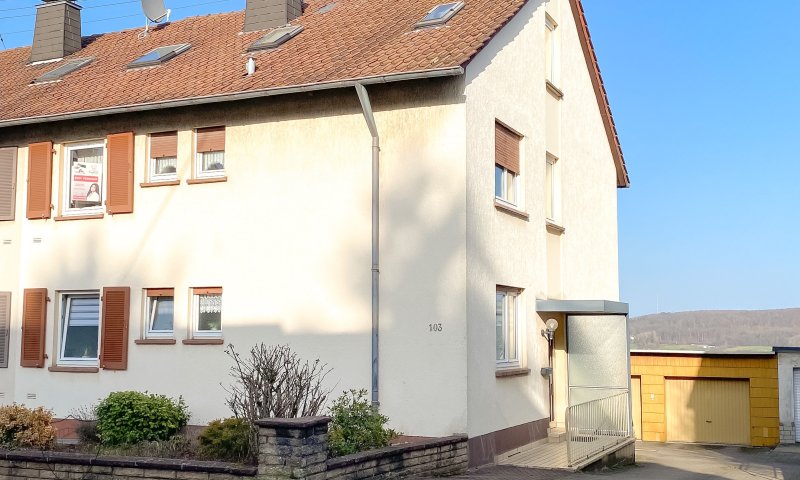 Doppelhaushälfte in Riegelsberg - ideal als Familien- oder Zweifamilienhaus